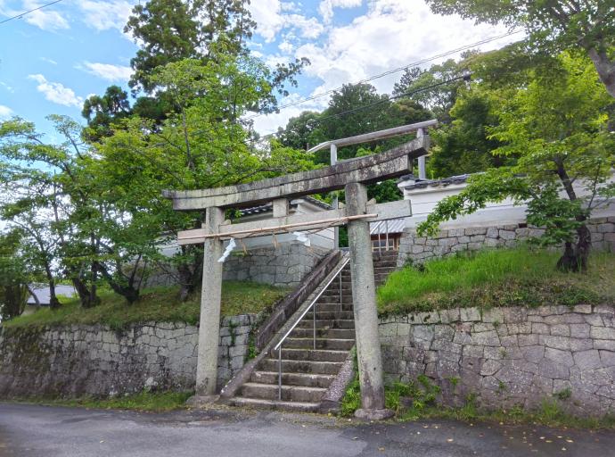 武内神社