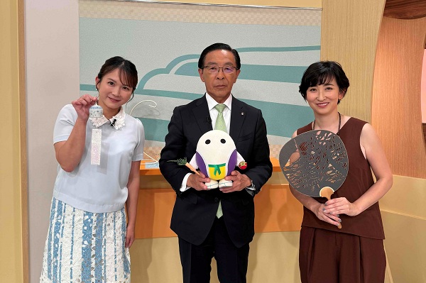 「あったか京都!」に出演する知事