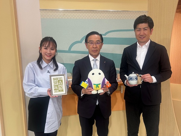 「あったか京都！」に出演する知事