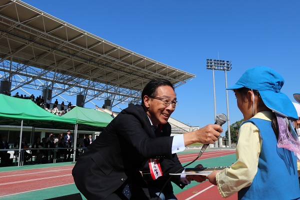 第38回京都府私立幼稚園園児大会（城南地区園児大会）に出席する知事