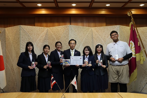 タイ王国高校生の表敬訪問に出席する知事