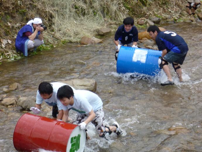 ドラム缶レースの写真その一