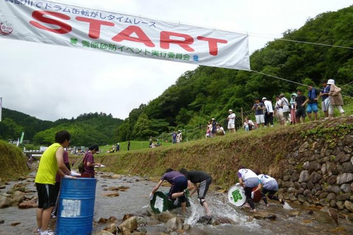 ドラム缶レースの写真その一