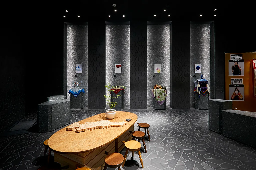 未来をつつむの展示