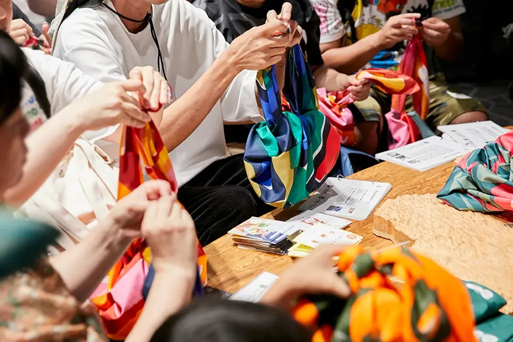 未来をつくるの展示
