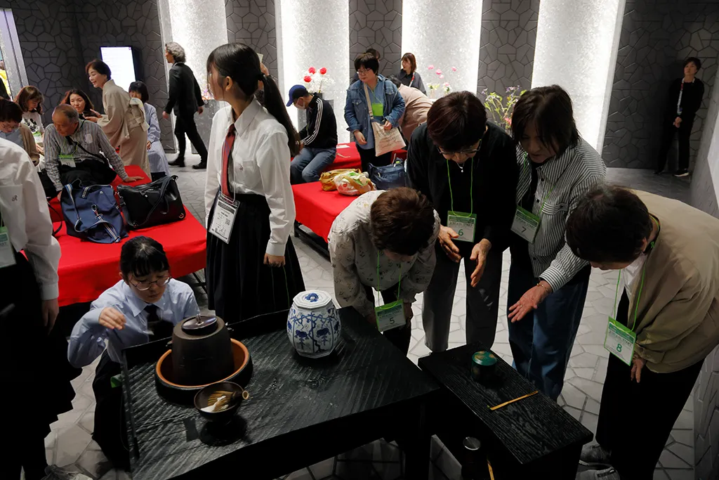 一座きょうと オープニングイベント 茶道・華道【前半】