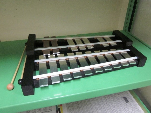 訓練生の作った鉄琴の写真