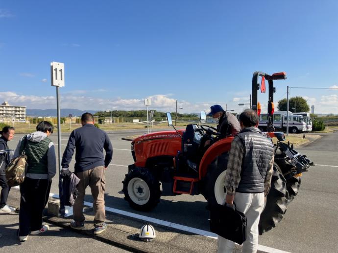 機械士養成研修の様子（大特免許試験）