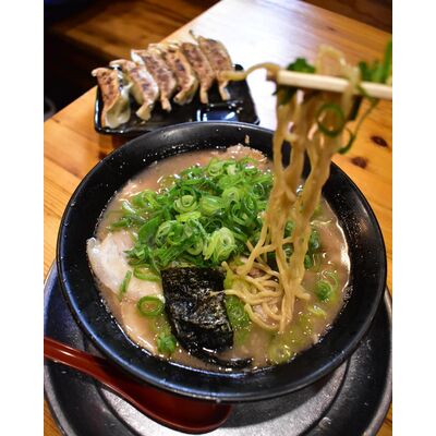 無鉄砲 総本店