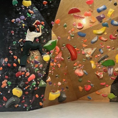 ボルダリングジム カルコロ