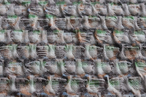 織物(NFTと織物の協業の可能性探求1)