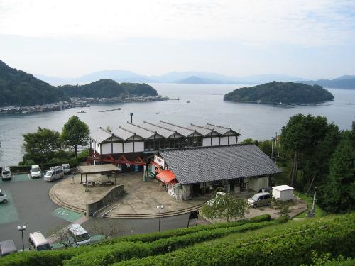 道の駅の展望台から見た伊根湾