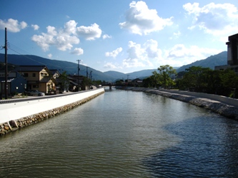 改修後の大手橋上流