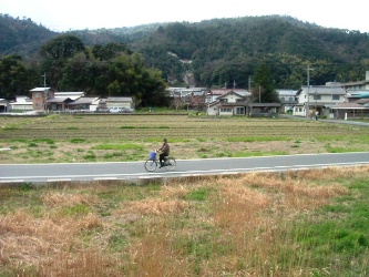 新しい滝馬川の計画地（改修前の様子）