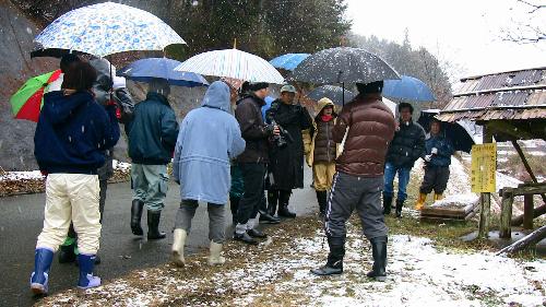 下大久保地区内での景観ウォッチングの様子2